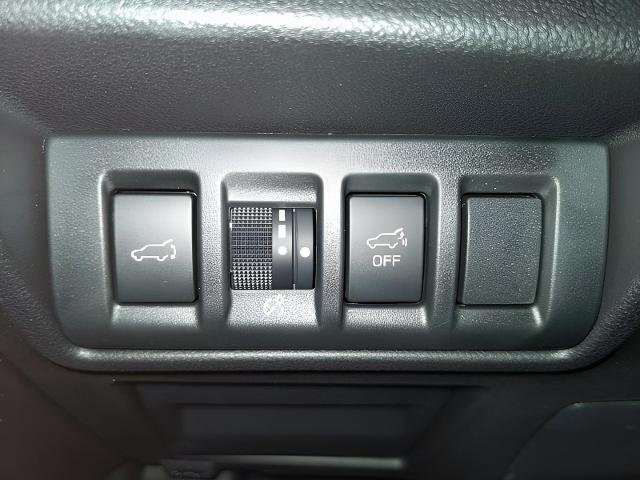 2025 Subaru Outback Vehicle Photo in Green Bay, WI 54304