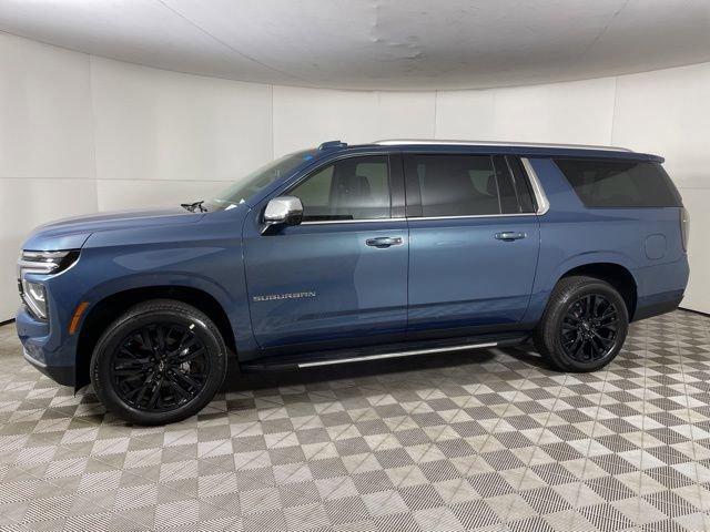 2025 Chevrolet Suburban Vehicle Photo in PHOENIX, AZ 85014-3381