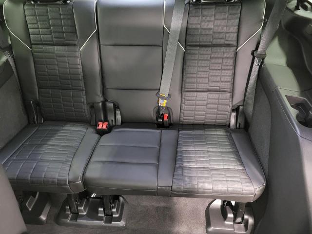 2024 Cadillac Escalade Vehicle Photo in NEENAH, WI 54956-2243