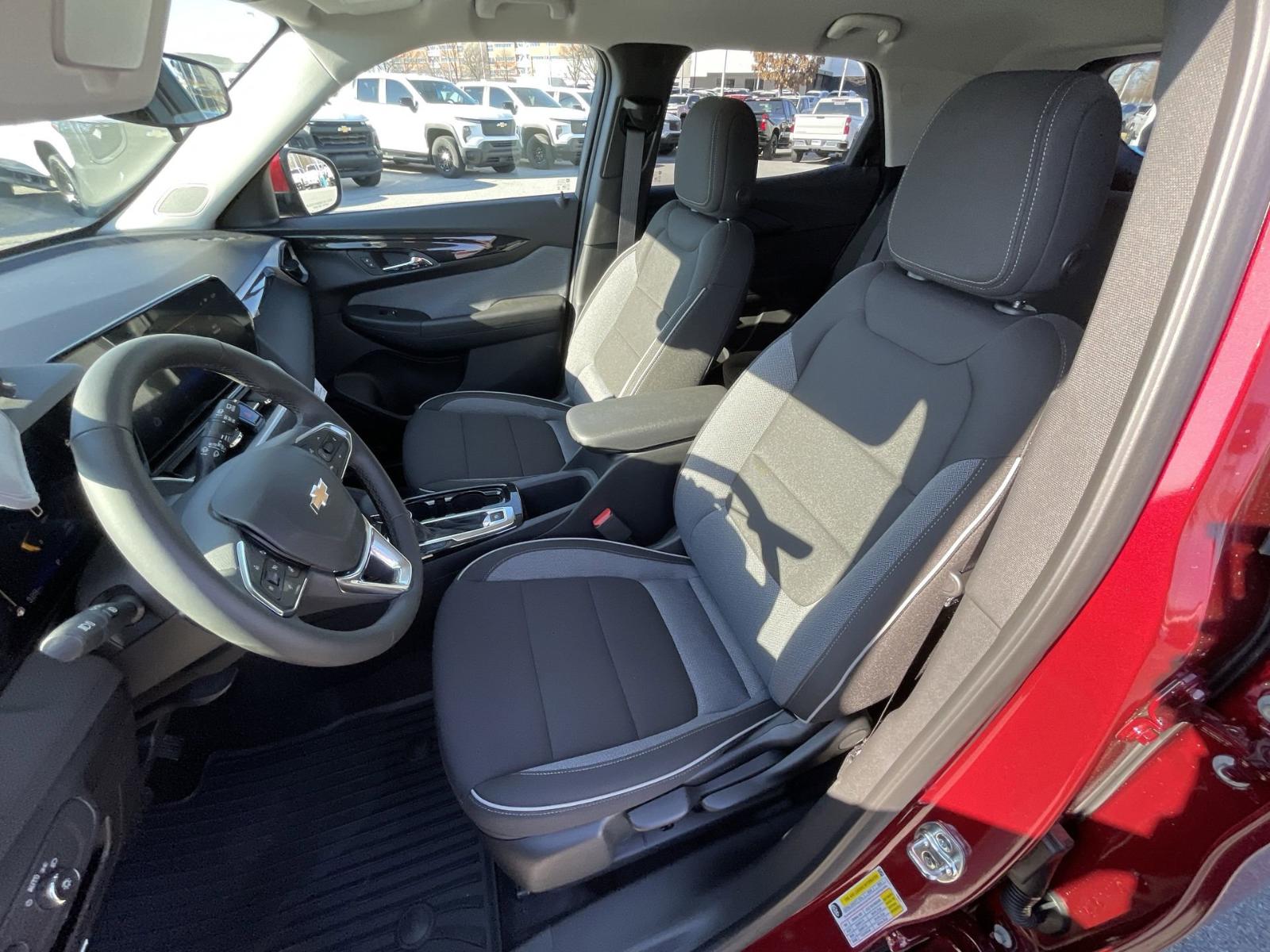 2025 Chevrolet Trailblazer Vehicle Photo in BENTONVILLE, AR 72712-4322