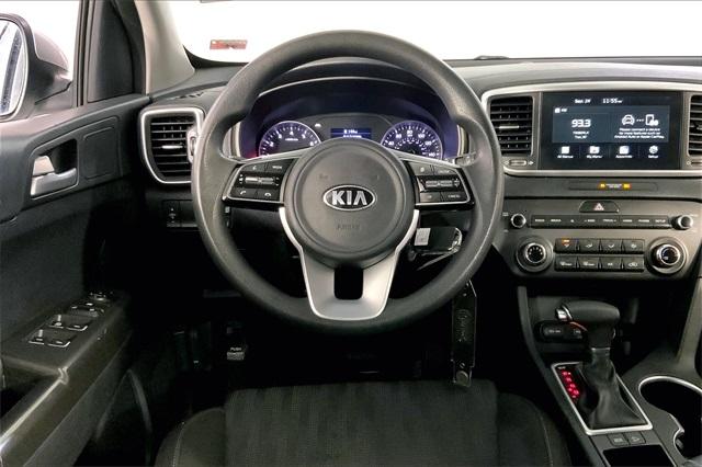 2021 Kia Sportage Vehicle Photo in Lees Summit, MO 64086