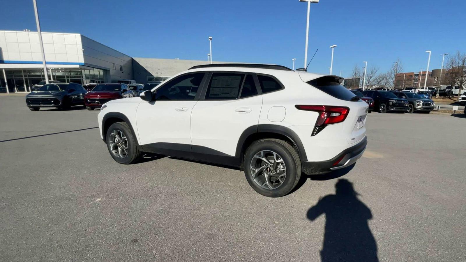 2025 Chevrolet Trax Vehicle Photo in BENTONVILLE, AR 72712-4322