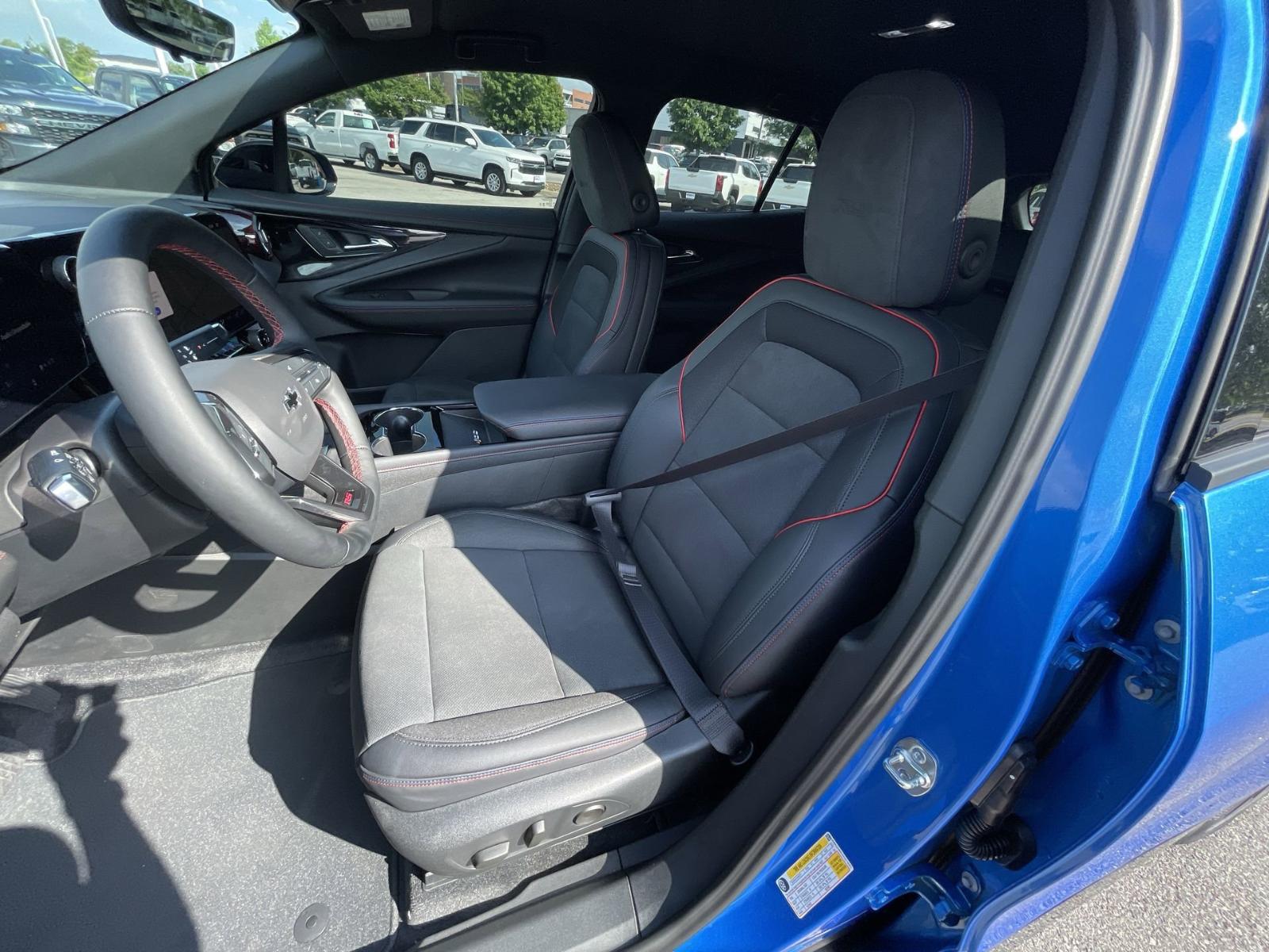 2024 Chevrolet Blazer EV Vehicle Photo in BENTONVILLE, AR 72712-4322