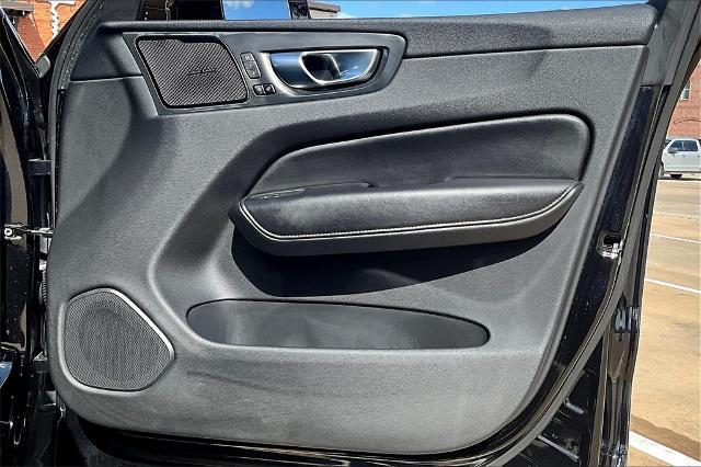 2021 Volvo XC60 Vehicle Photo in Houston, TX 77007
