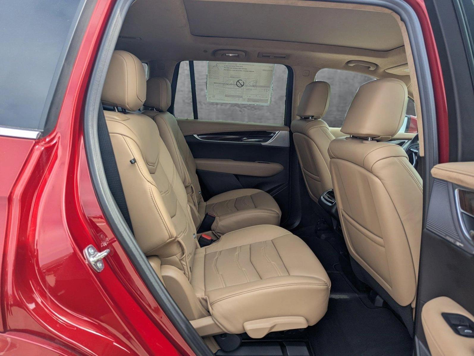 2025 Cadillac XT6 Vehicle Photo in CORPUS CHRISTI, TX 78412-4902
