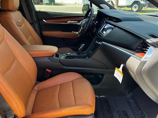 2025 Cadillac XT5 Vehicle Photo in TAMPA, FL 33612-3404