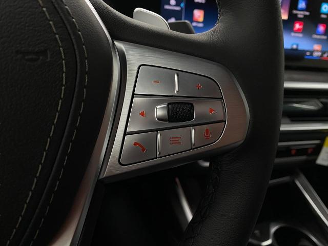 2025 BMW X7 xDrive40i Vehicle Photo in Appleton, WI 54913