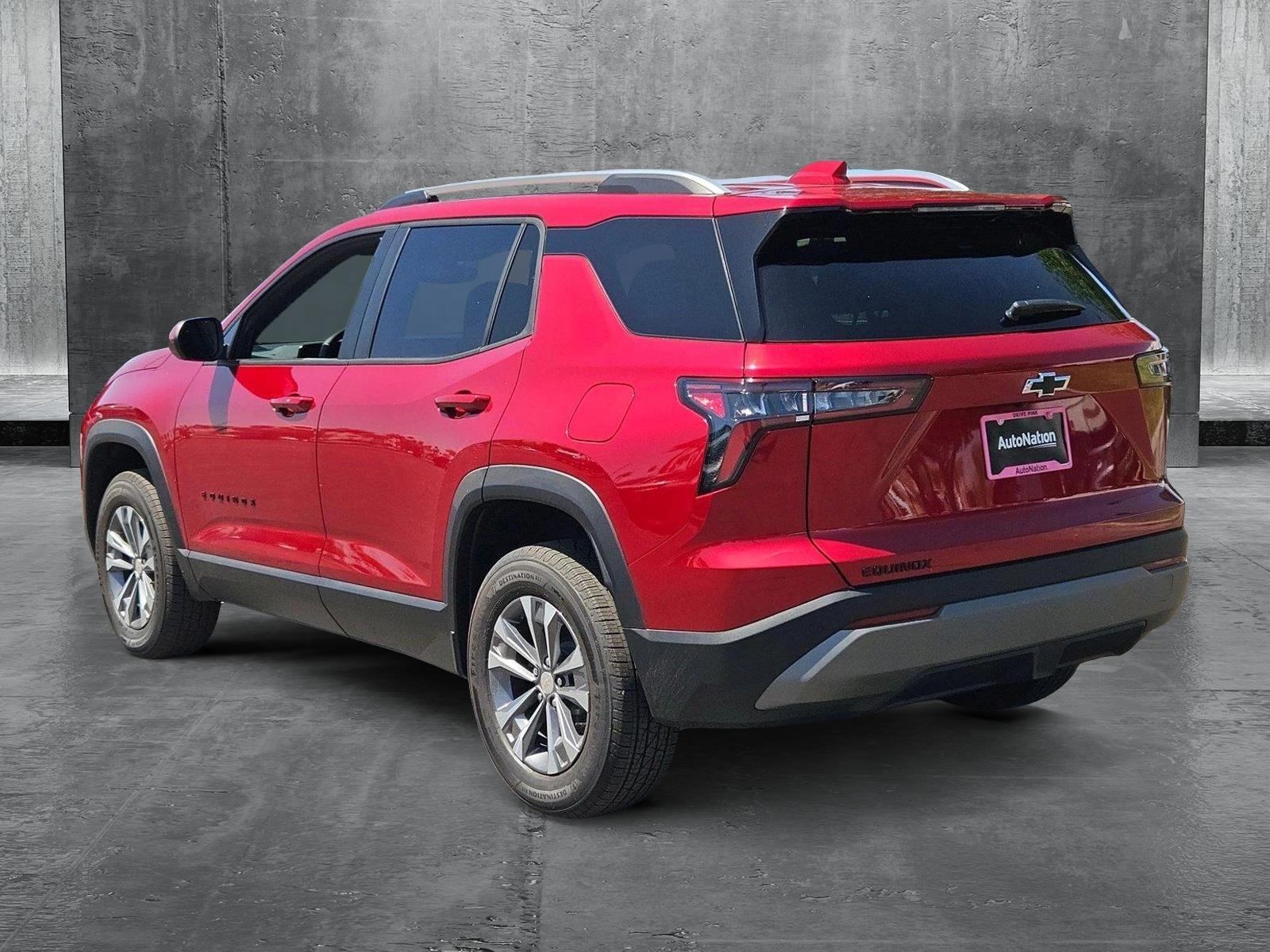 2025 Chevrolet Equinox Vehicle Photo in MESA, AZ 85206-4395