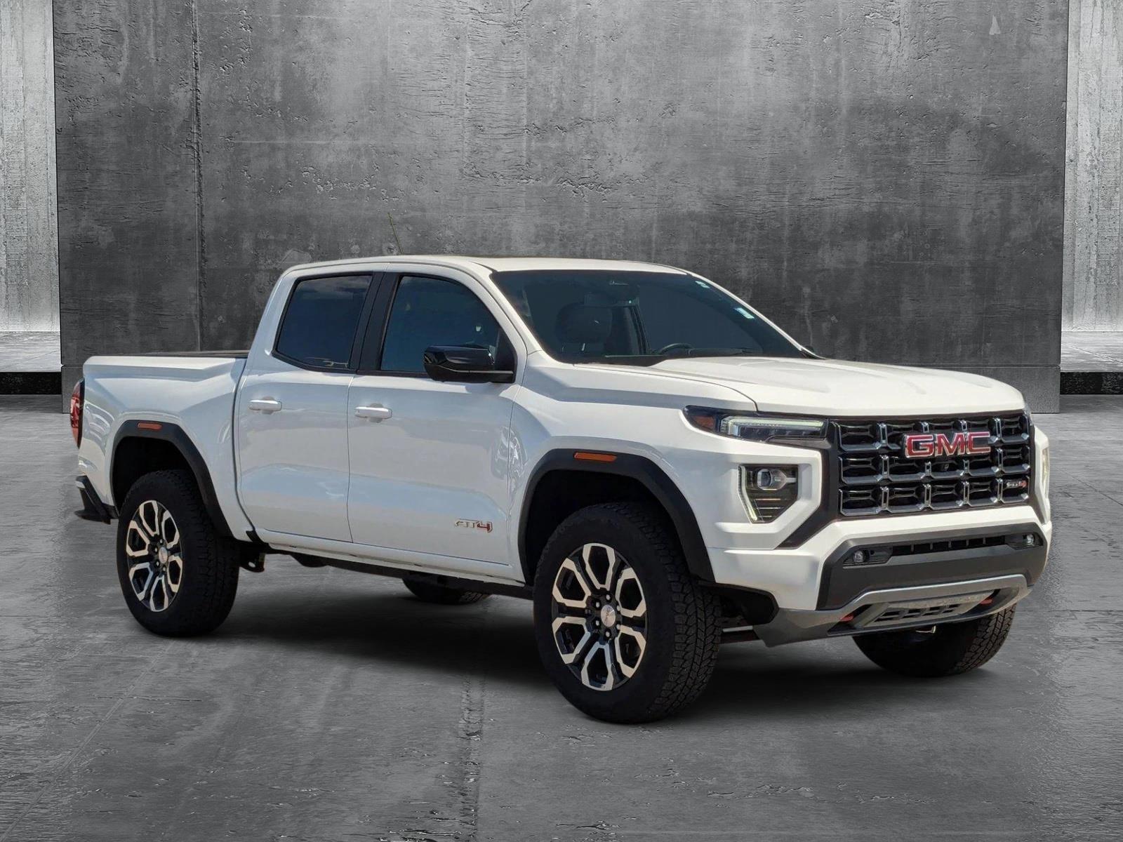 2024 GMC Canyon Vehicle Photo in St. Petersburg, FL 33713