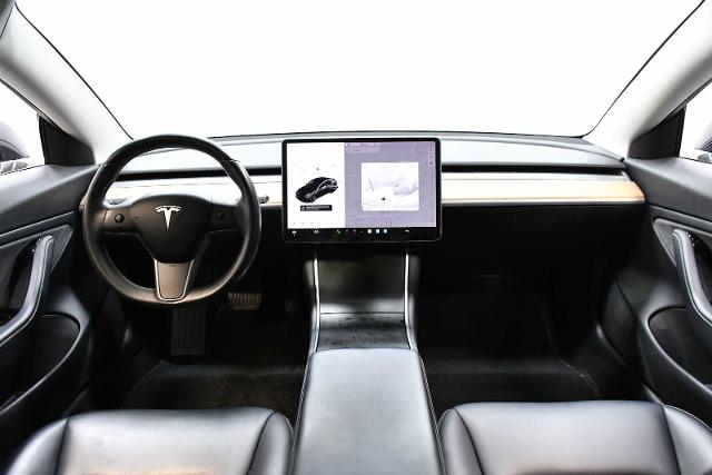 2018 Tesla Model 3 Vehicle Photo in DALLAS, TX 75235