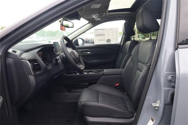 2025 Nissan Rogue Vehicle Photo in Hazelwood, MO 63042