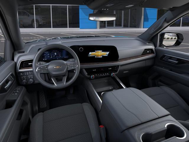 2025 Chevrolet Suburban Vehicle Photo in Roslyn, NY 11576