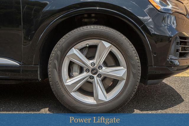 2023 Audi Q7 Vehicle Photo in DANBURY, CT 06810-5034