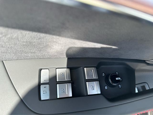 2025 Audi RS 6 Avant Vehicle Photo in HOUSTON, TX 77090