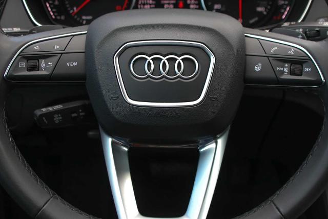 2024 Audi Q5 Vehicle Photo in SUGAR LAND, TX 77478