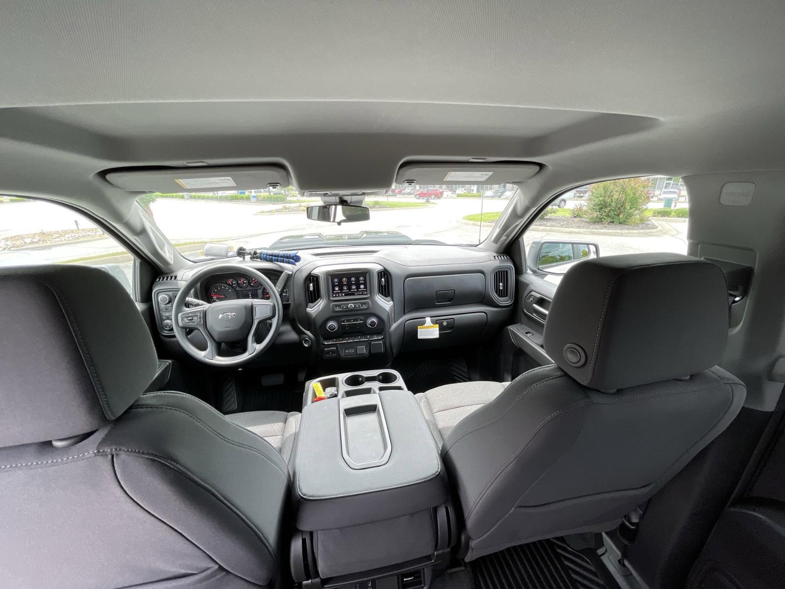 2025 Chevrolet Silverado 1500 Vehicle Photo in BENTONVILLE, AR 72712-4322