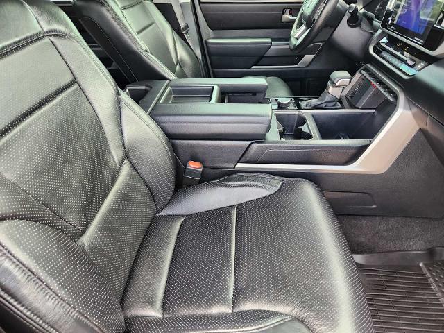 2022 Toyota Tundra 4WD Vehicle Photo in DENTON, TX 76210-9321