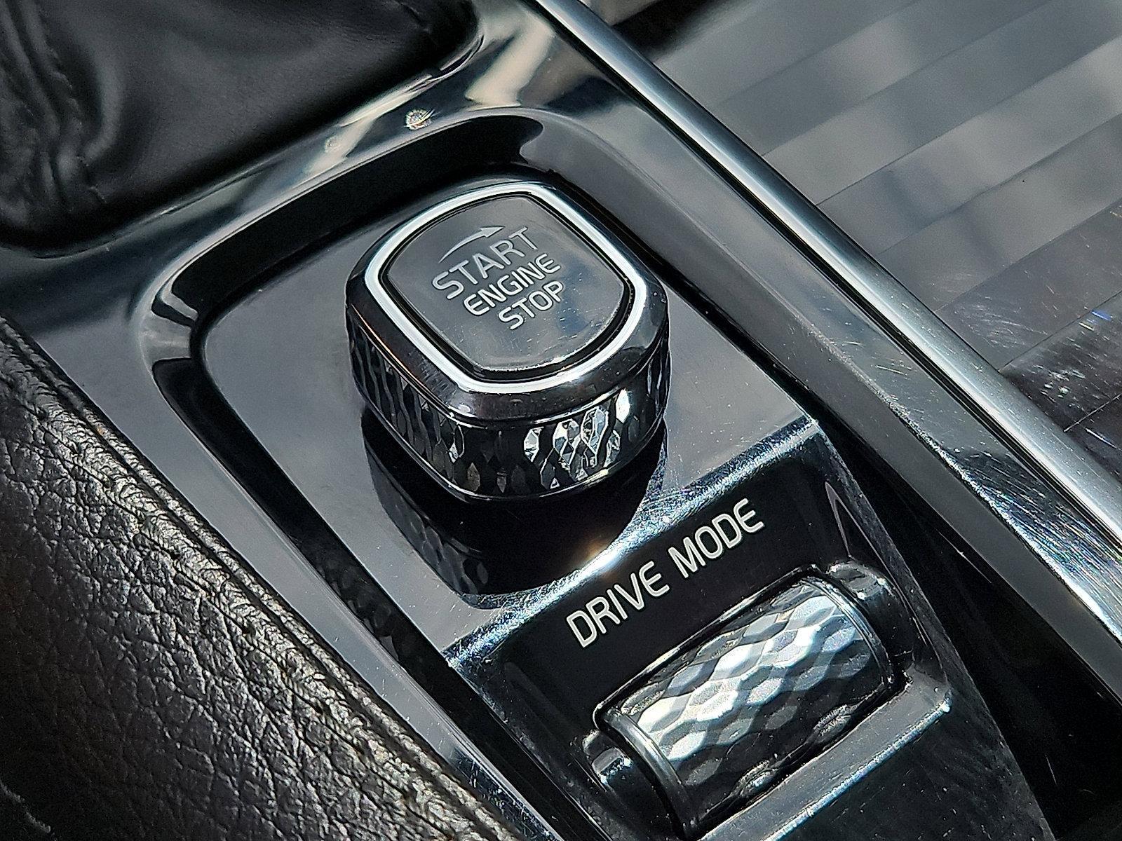 2019 Volvo XC90 Vehicle Photo in Trevose, PA 19053