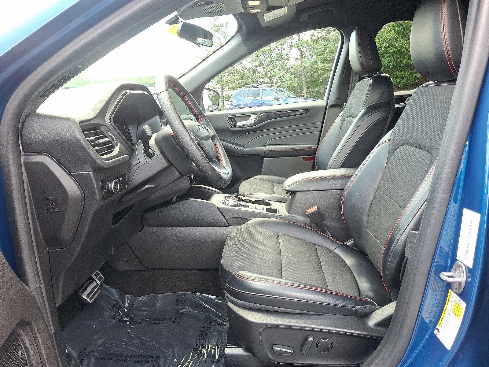 2023 Ford Escape Vehicle Photo in Harrisburg, PA 17111-1033