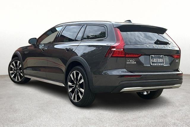 2024 Volvo V60 Cross Country Vehicle Photo in Houston, TX 77007