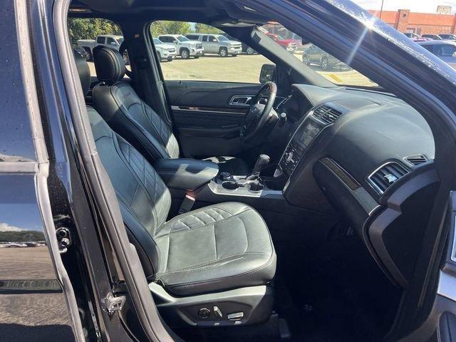 2017 Ford Explorer Vehicle Photo in Cedar Rapids, IA 52402