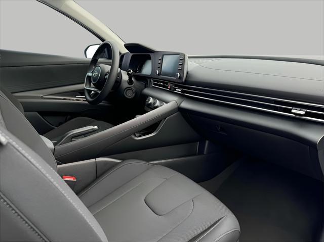 2025 Hyundai ELANTRA Vehicle Photo in Green Bay, WI 54304