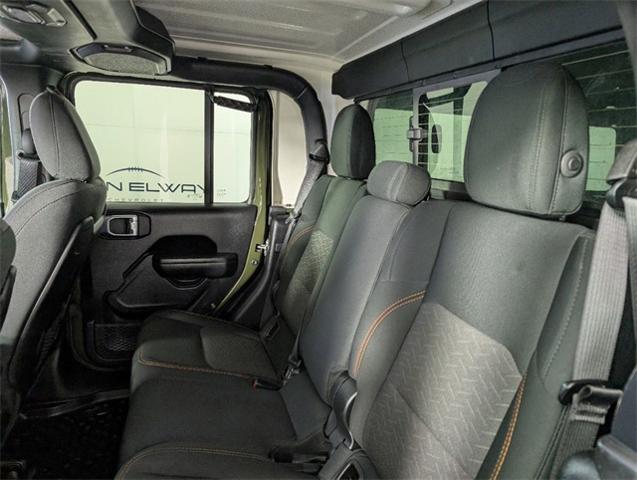 2021 Jeep Gladiator Vehicle Photo in ENGLEWOOD, CO 80113-6708