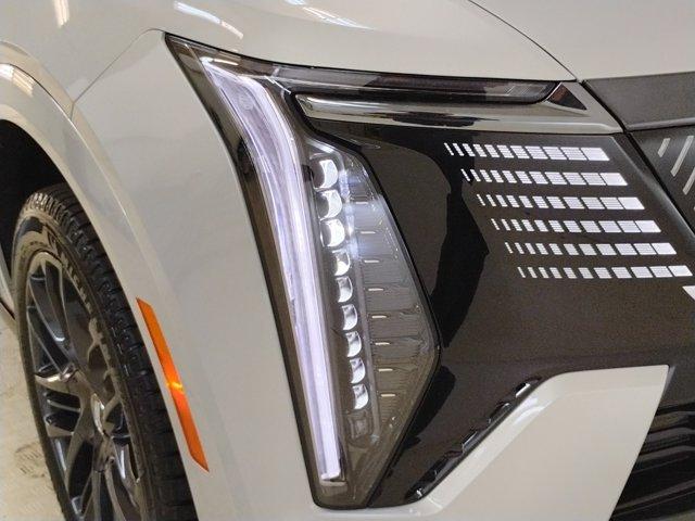 2025 Cadillac ESCALADE IQ Vehicle Photo in PINEVILLE, NC 28134-8495