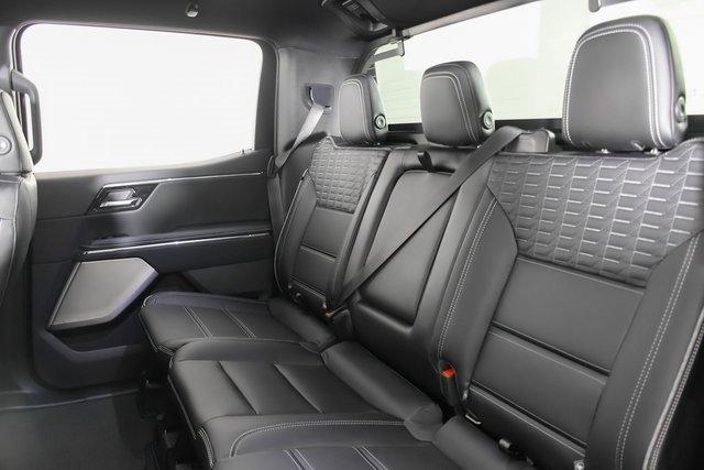 2025 GMC Sierra EV Vehicle Photo in PUYALLUP, WA 98371-4149
