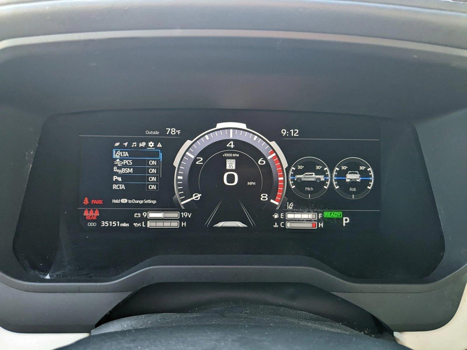 2023 Toyota Tundra 4WD Vehicle Photo in Davie, FL 33331