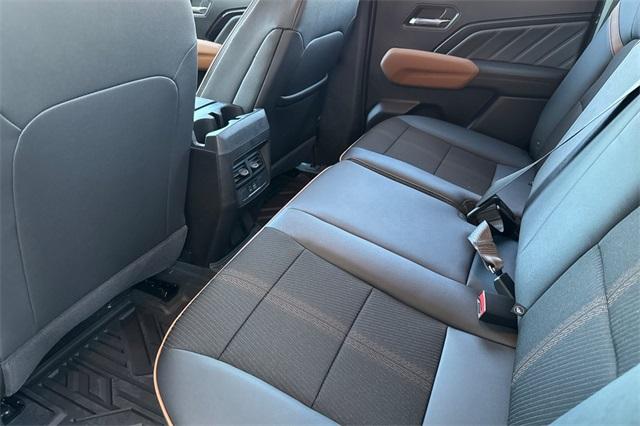2025 GMC Canyon Vehicle Photo in ELK GROVE, CA 95757-8703