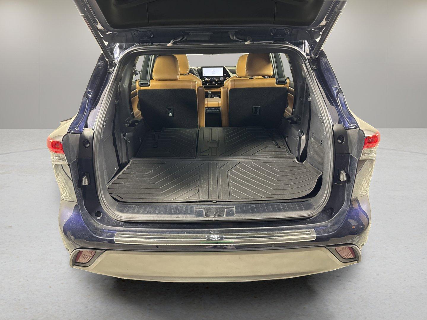 2023 Toyota Highlander Vehicle Photo in Georgetown, TX 78626