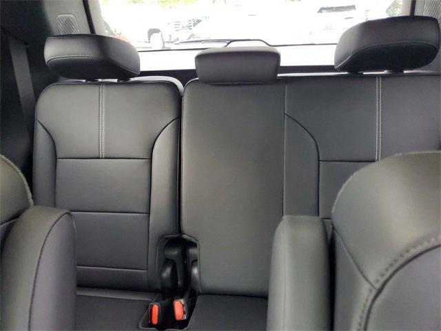 2025 GMC Acadia Vehicle Photo in SUNRISE, FL 33323-3202