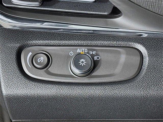 2025 Buick Envista Vehicle Photo in PUYALLUP, WA 98371-4149