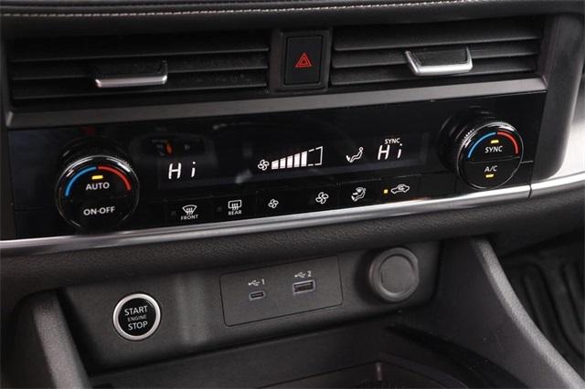 2023 Nissan Rogue Vehicle Photo in Hazelwood, MO 63042
