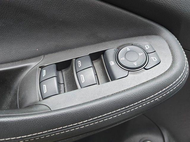 2022 Buick Encore GX Vehicle Photo in Pleasant Hills, PA 15236