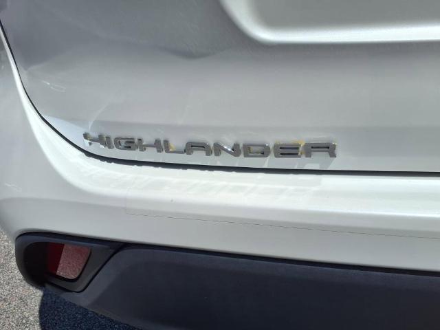 2021 Toyota Highlander Vehicle Photo in HENDERSON, NC 27536-2966