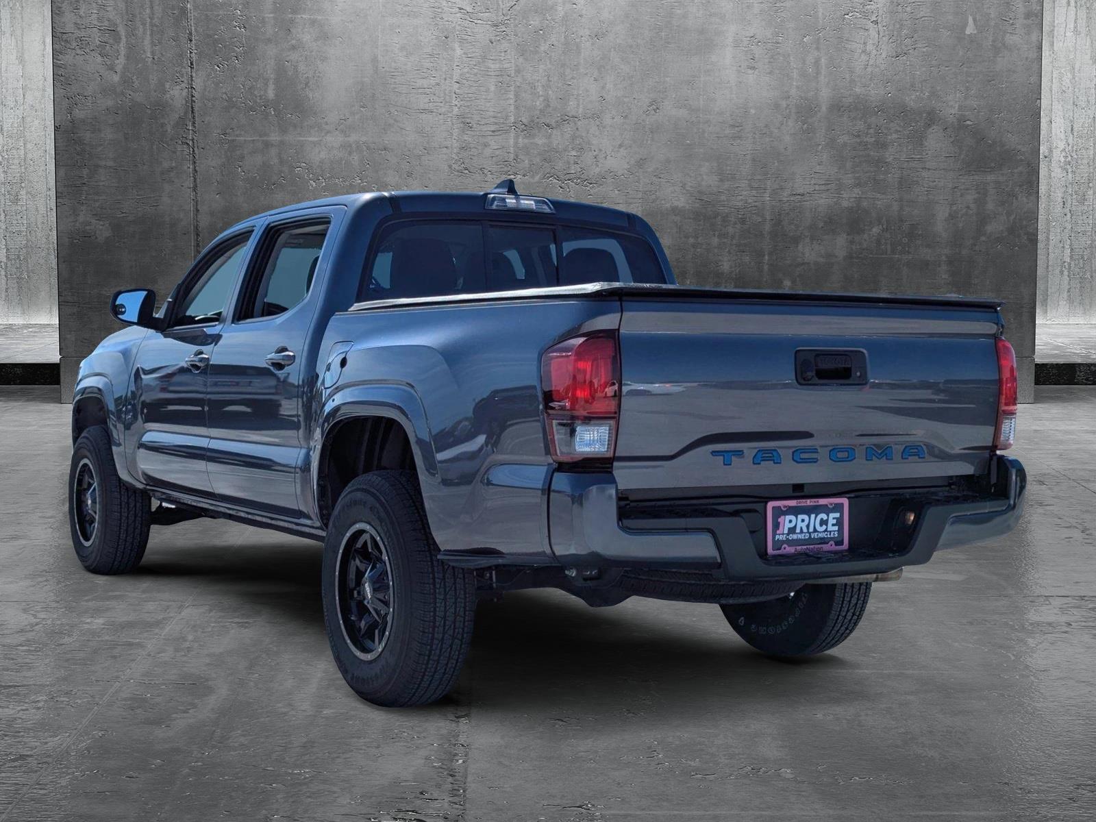 2022 Toyota Tacoma 2WD Vehicle Photo in Ft. Myers, FL 33907