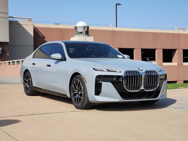 2023 BMW 760i xDrive Vehicle Photo in PLANO, TX 75024