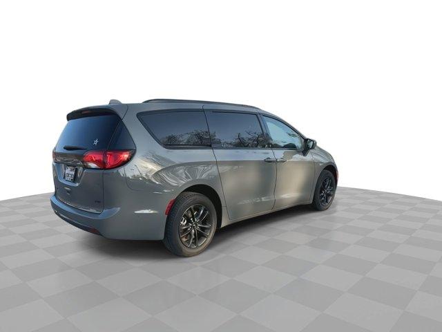 Used 2020 Chrysler Pacifica AWD LAUNCH EDITION with VIN 2C4RC3BG5LR279014 for sale in Alexandria, Minnesota