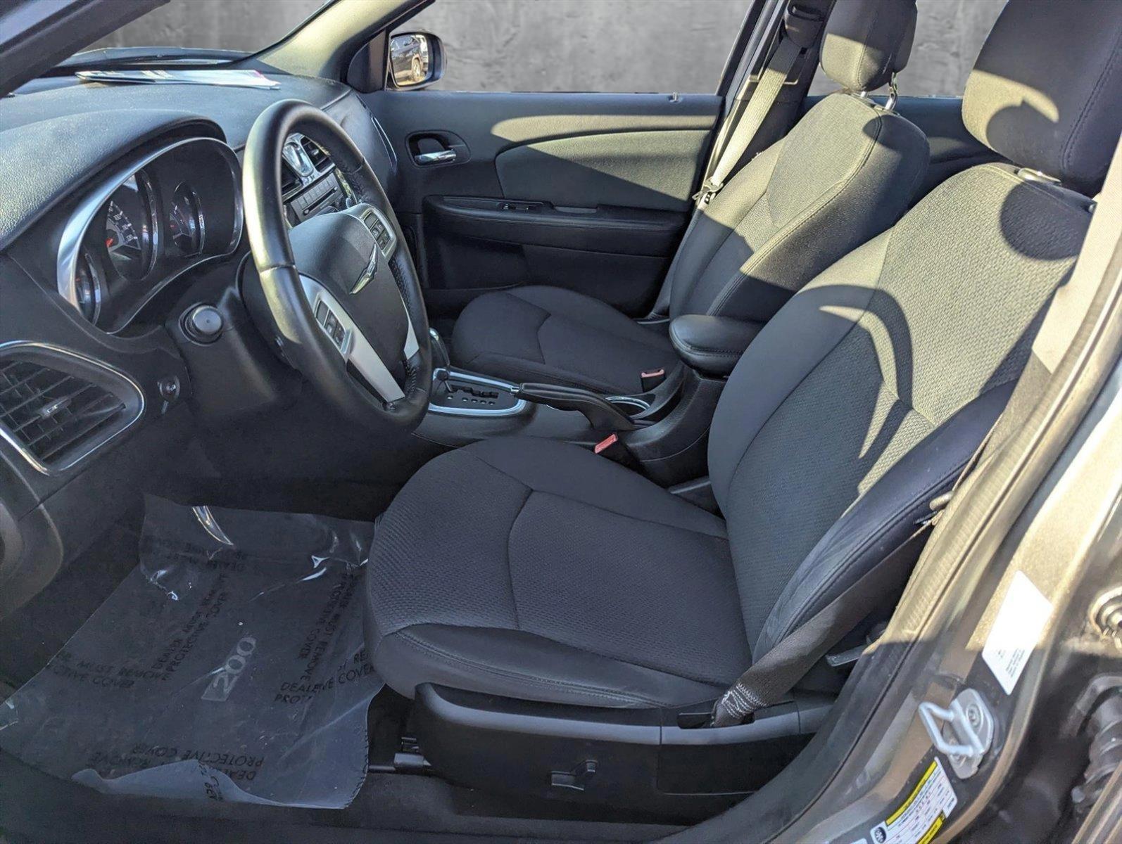 2012 Chrysler 200 Vehicle Photo in MIAMI, FL 33134-2699