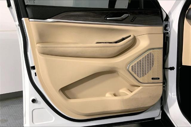 2022 Jeep Grand Cherokee L Vehicle Photo in Kansas City, MO 64114