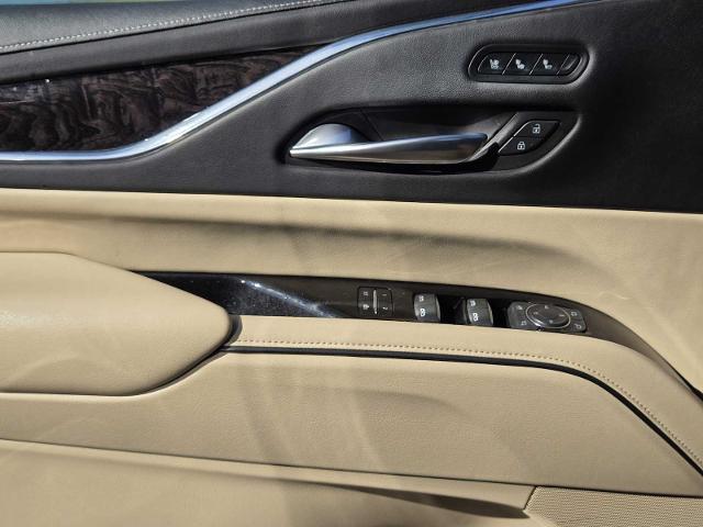 2021 Cadillac Escalade Vehicle Photo in DENTON, TX 76210-9321