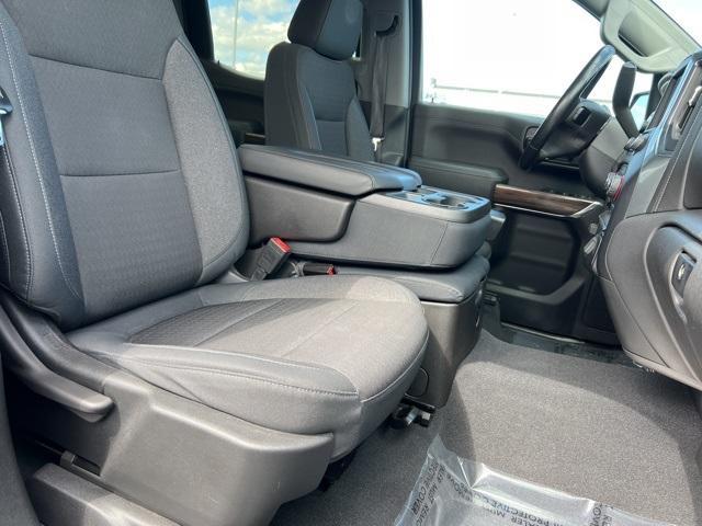 2019 Chevrolet Silverado 1500 Vehicle Photo in GREEN BAY, WI 54304-5303