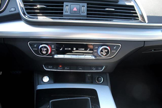 2024 Audi Q5 Vehicle Photo in HOUSTON, TX 77090