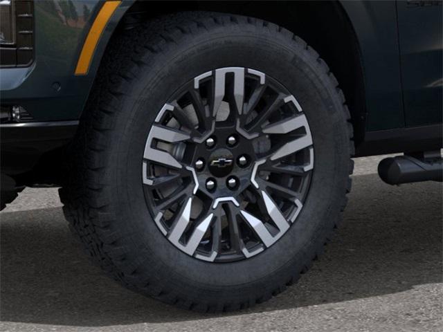 2025 Chevrolet Suburban Vehicle Photo in ENGLEWOOD, CO 80113-6708