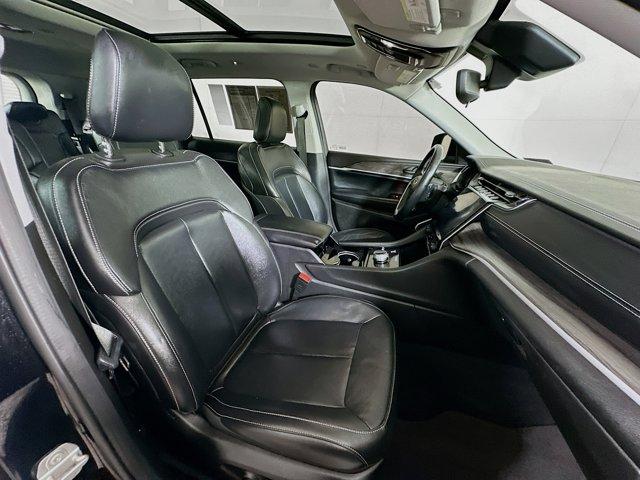 2022 Jeep Grand Cherokee L Vehicle Photo in Doylsetown, PA 18901