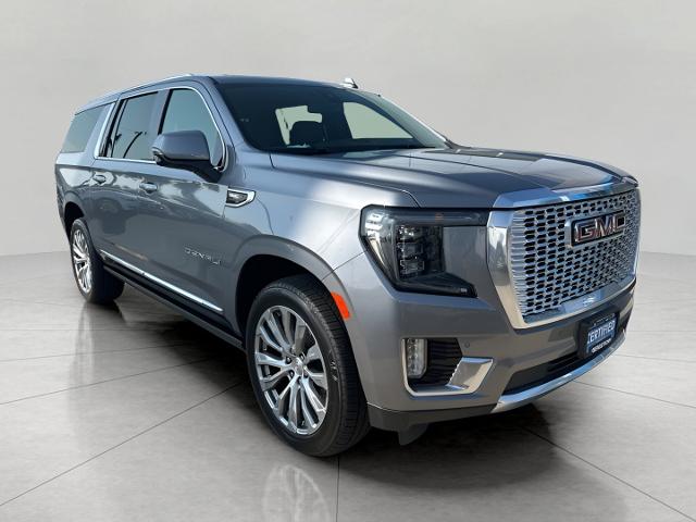 2022 GMC Yukon XL Vehicle Photo in MANITOWOC, WI 54220-5838