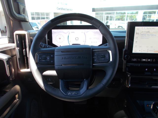 2025 GMC HUMMER EV Pickup Vehicle Photo in LOWELL, MA 01852-4336