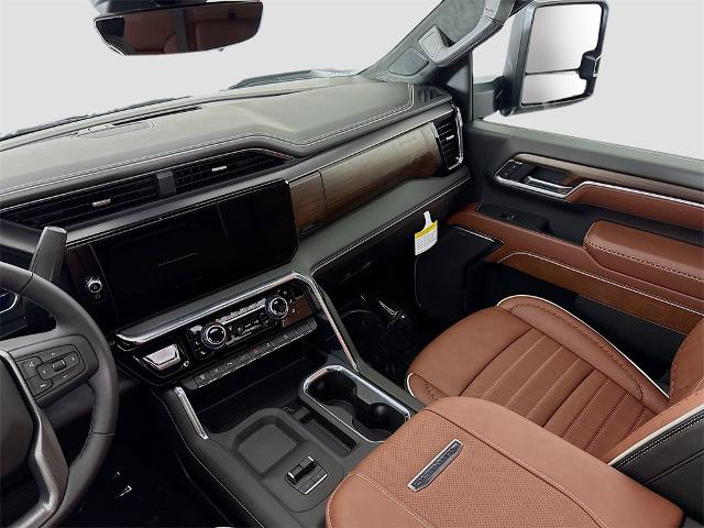 2025 GMC Sierra 2500 HD Vehicle Photo in PUYALLUP, WA 98371-4149